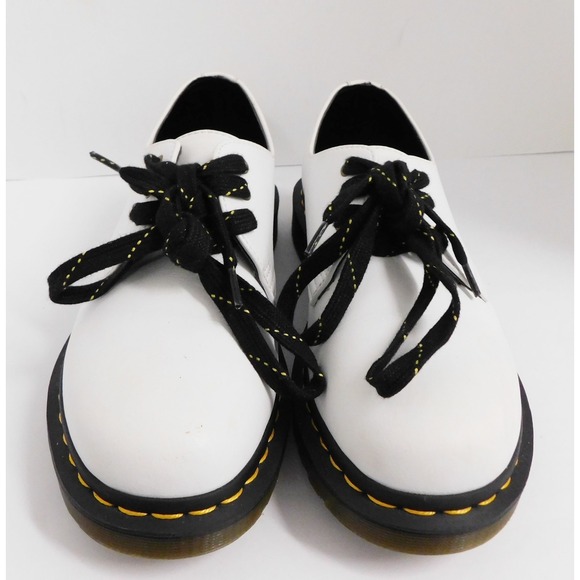Doc Dr. Martens White 27214 Vegan Leather Derby Shoe Men Size 6 Women Size‎ 7
